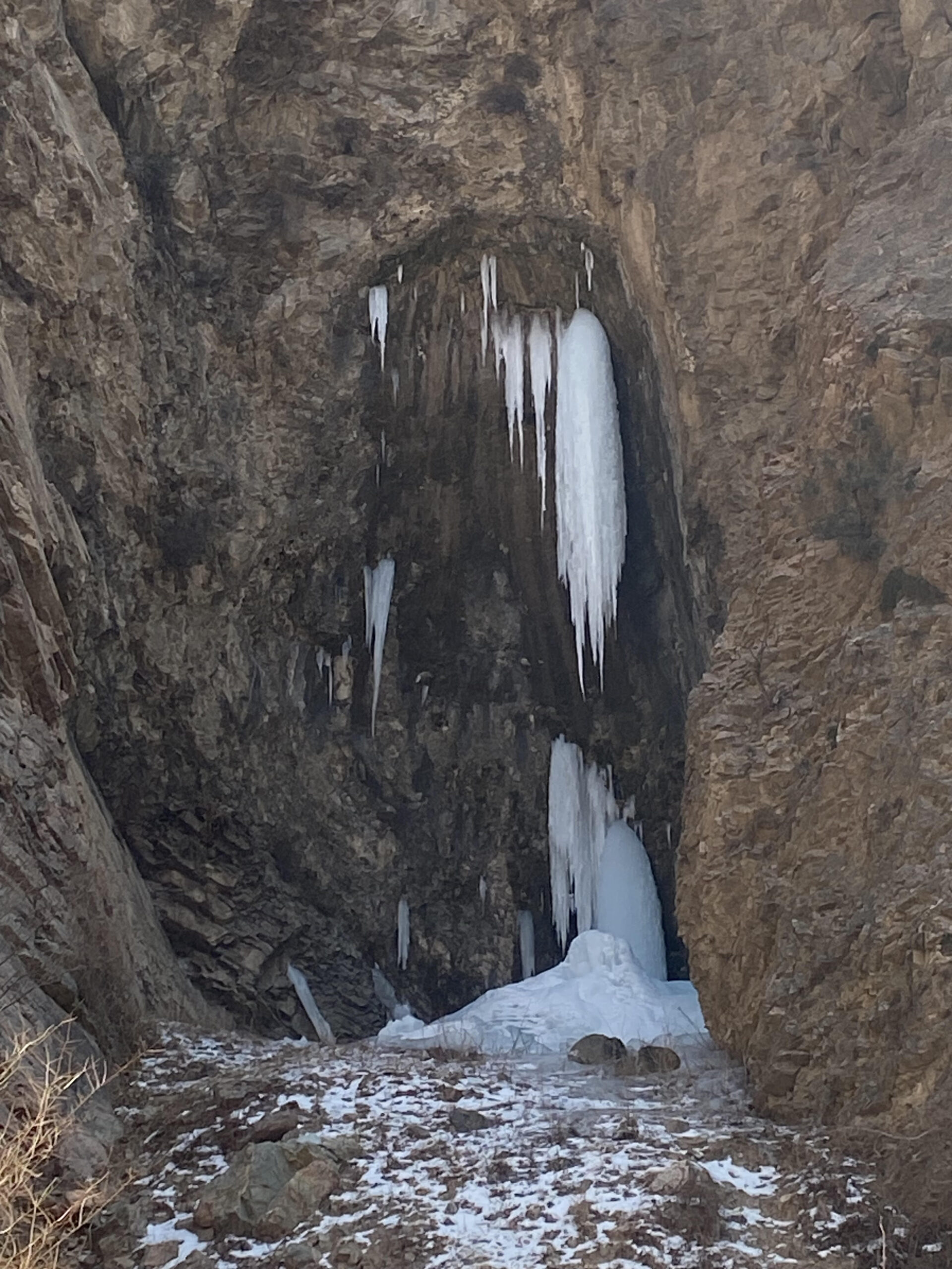 ICE CLIMBING EXPEDITION GOBI DESERT